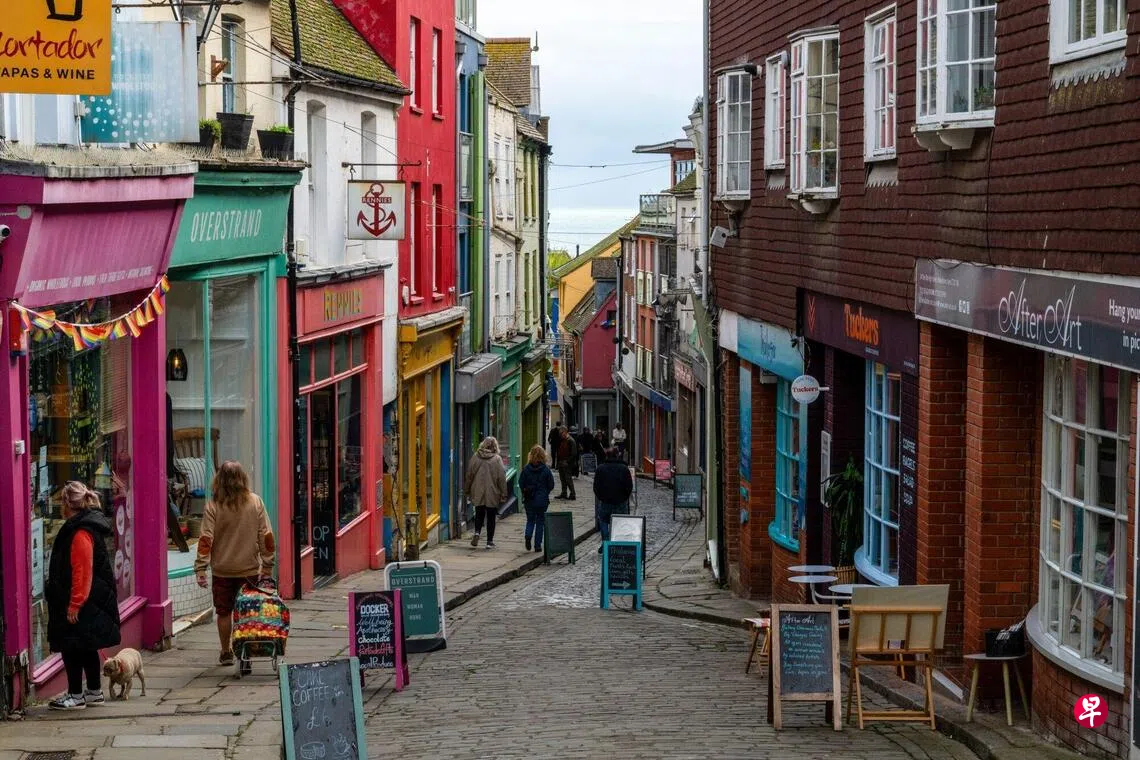 英国零售销售再度攀升为经济带来意外提振| 联合早报