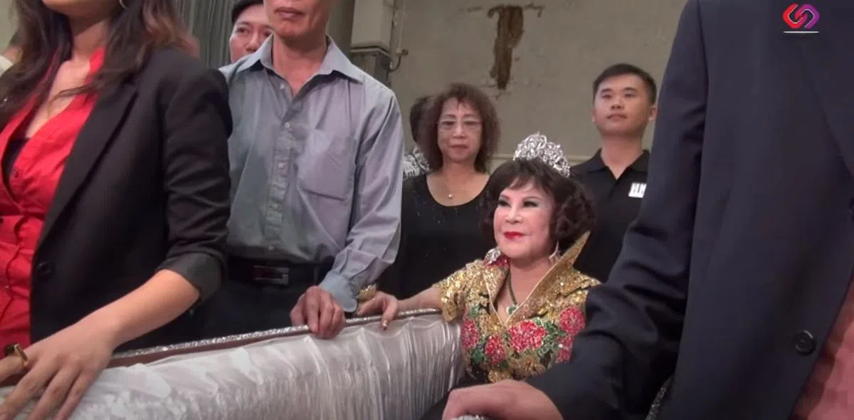 黄夏蕙2014年为自己举办了一场丧礼。（互联网）