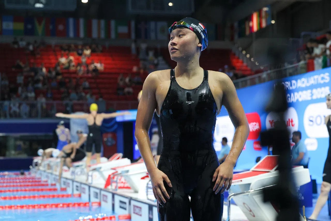 我国女将颜欣慧接连打破三项自由泳全国纪录，成为本届六项水上运动赛事中，唯一闯入决赛的新加坡选手。她最终在1500米自由泳决赛收获第七名。（张俊杰摄）