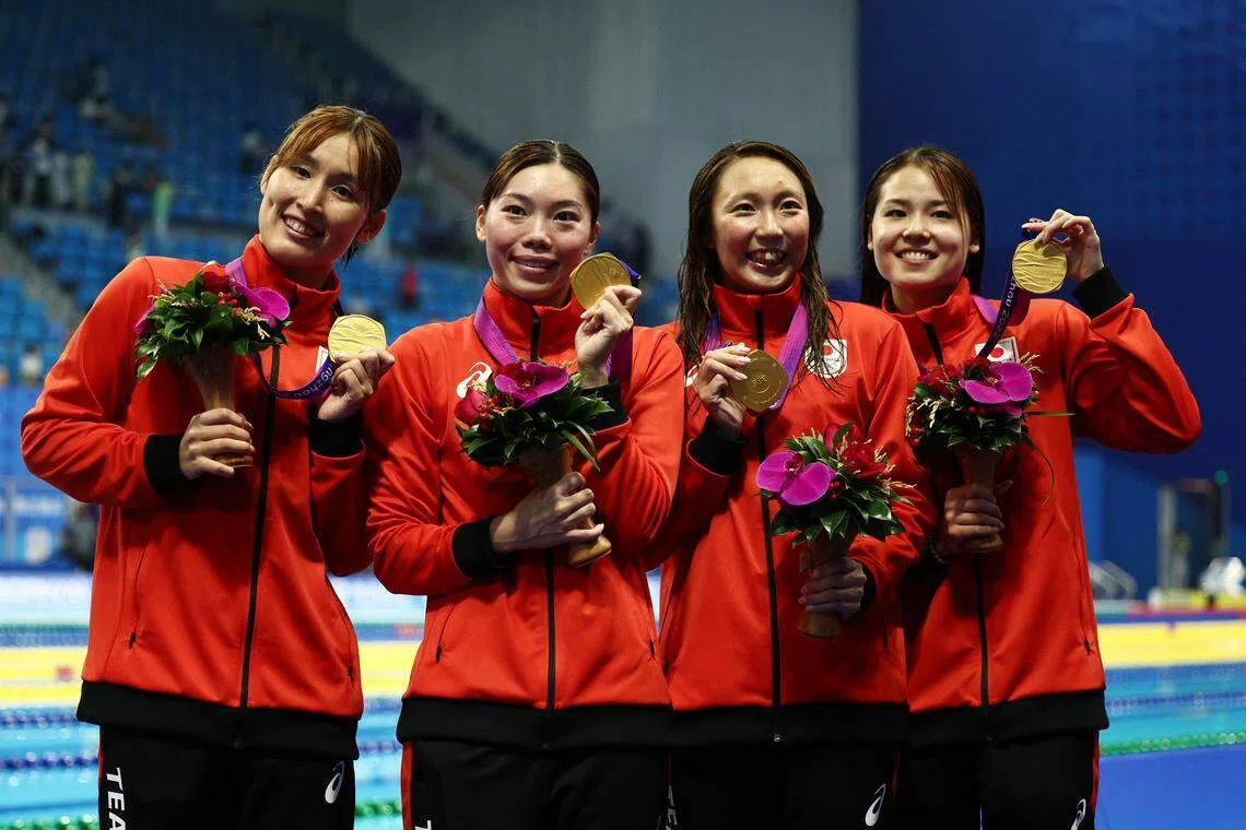 得益于中国在预赛因犯规被取消资格，日本在女子4X100米混合泳终于赢得本届亚运会的第一枚接力赛金牌。（路透社）