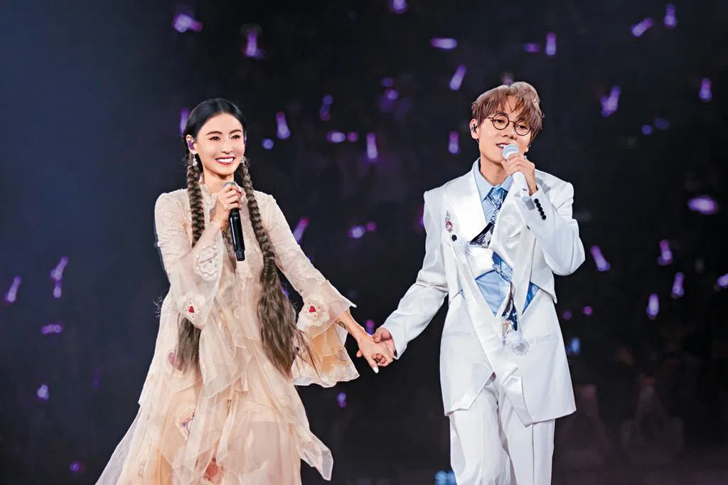 自嘲没才华仅一首歌红 张柏芝：颜值我还是有的