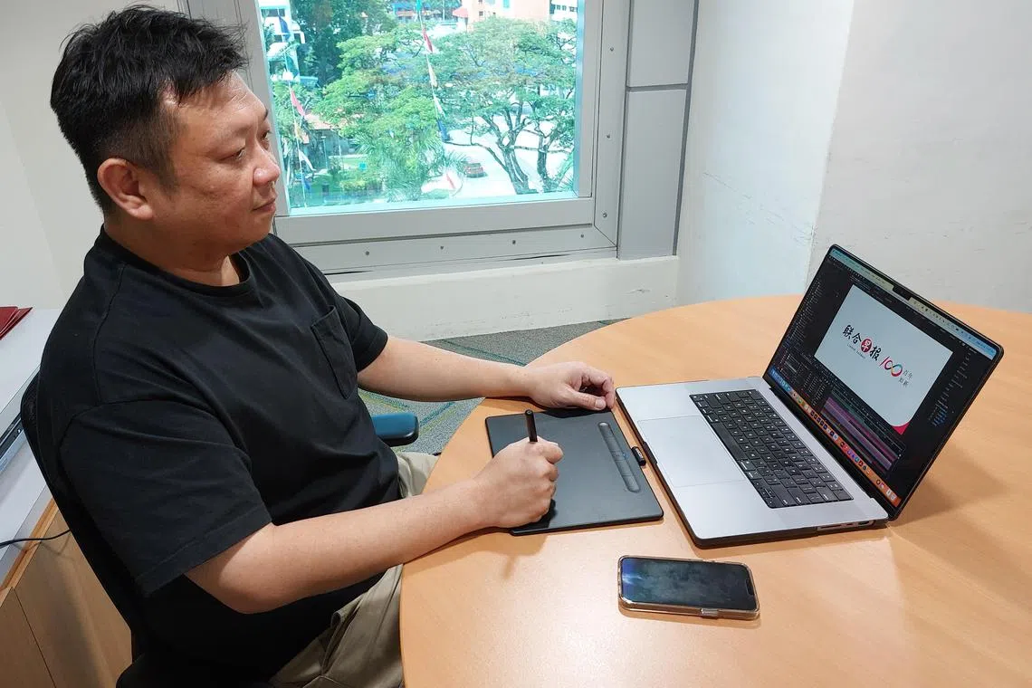 早报视觉部副主任（动态设计）叶伟成希望通过动画让早报视频更精彩。（卢芳楷摄）