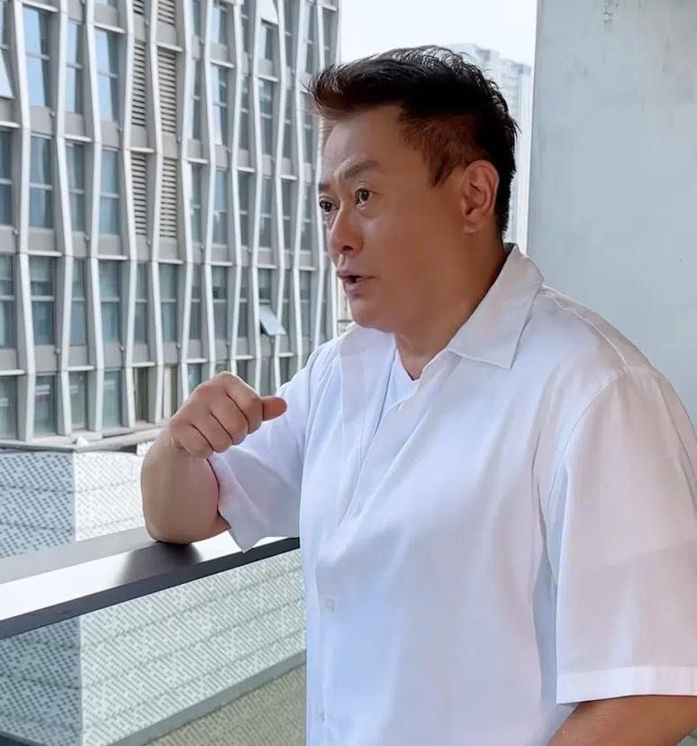 魏骏杰近年长驻中国大陆发展，不时拍视频与网民分享近况。（互联网）