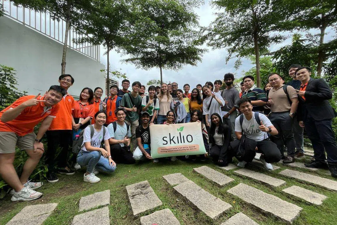 Skilio在越南胡志明市为当地学生举办职场工作坊。（受访者提供）