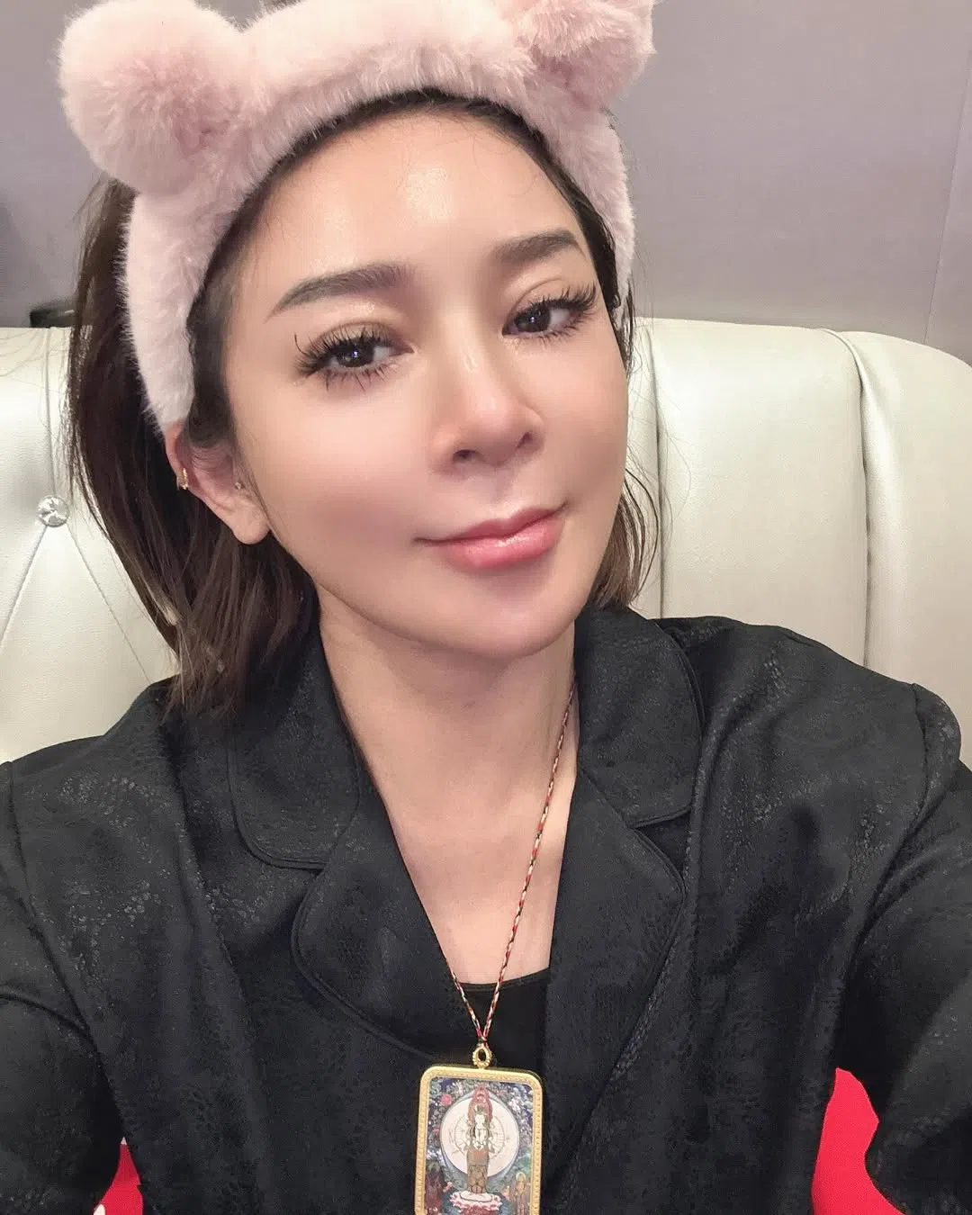 王彩桦正面回应网民对她整形的质疑。（取自王彩桦IG）