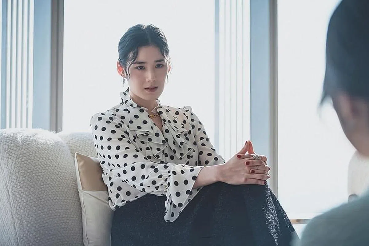 郑恩彩饰演身份被盗用的富家女。（互联网）