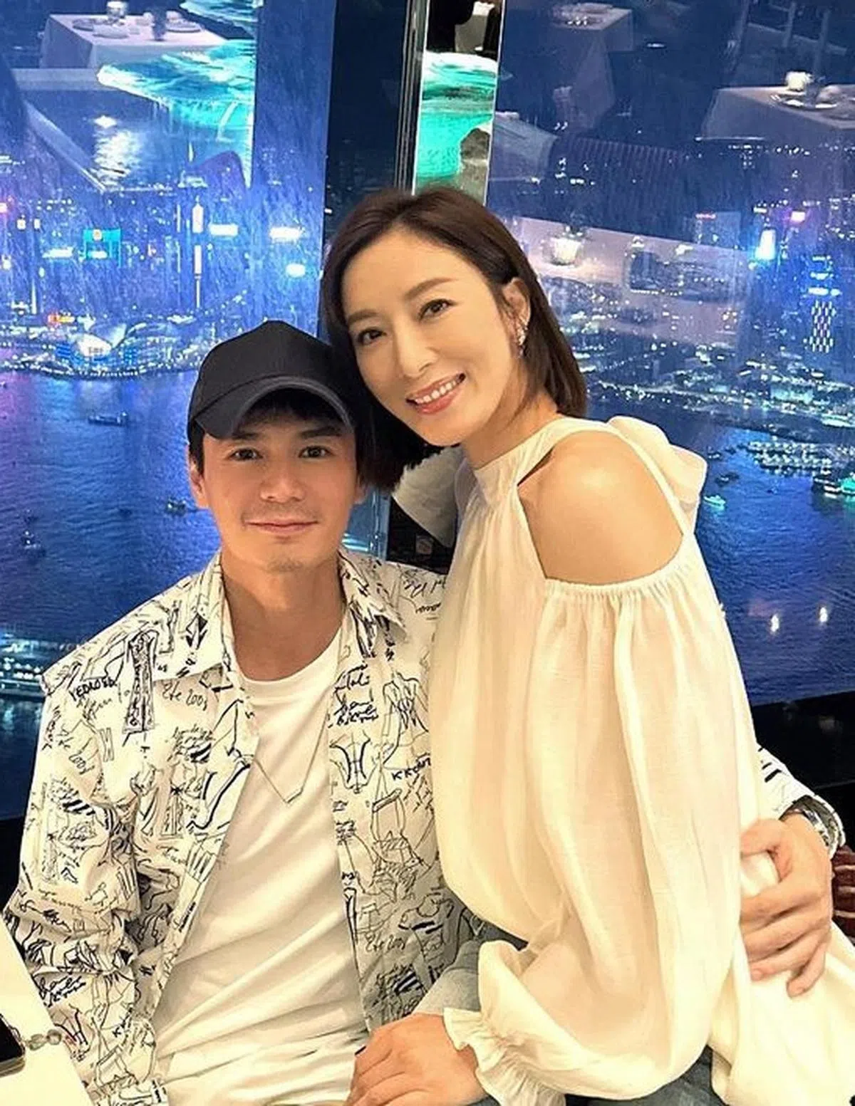 罗子溢（左）和杨茜尧2016年结婚，育有两个孩子。（取自罗子溢IG）