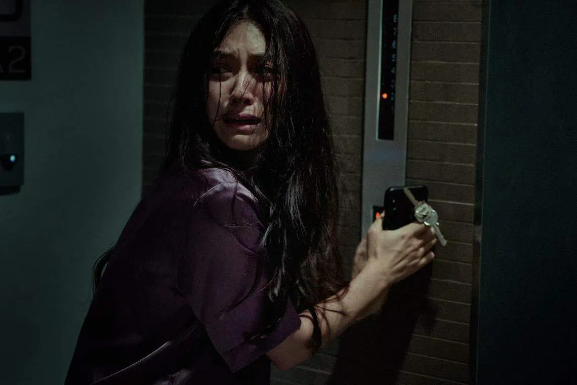 《凶宅出租》的尼塔莎得与幽灵对抗以救出女儿。（嘉华提供）