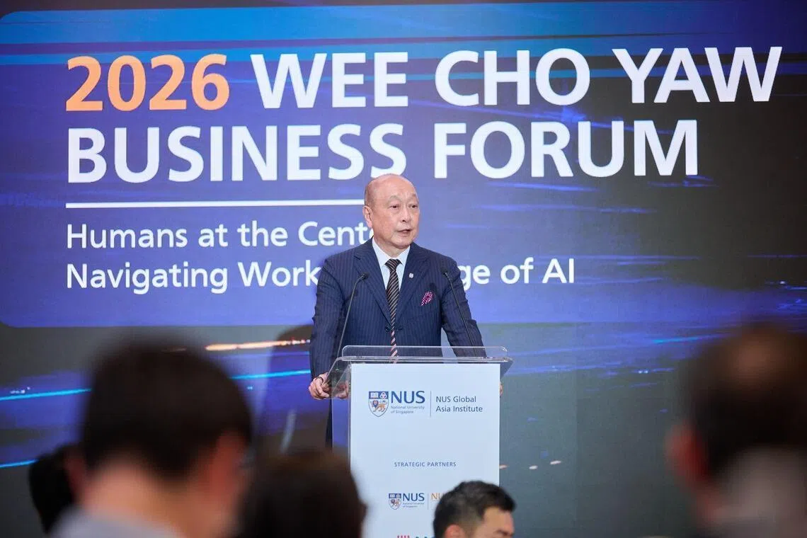 大华银行集团副主席兼总裁黄一宗为活动开场时说，AI有潜力令金融服务更智能、快捷和包容。（国大全球亚洲学院提供）