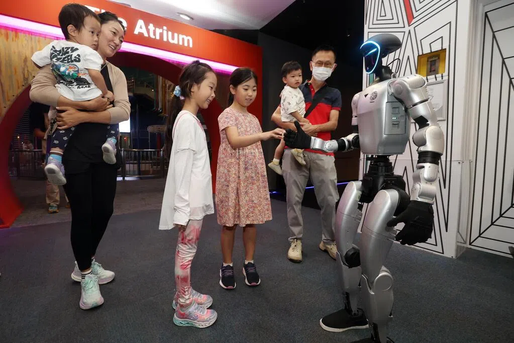 人形机器人功力未达人类三成？ 专家告诉你它的“硬功”与“软肋”