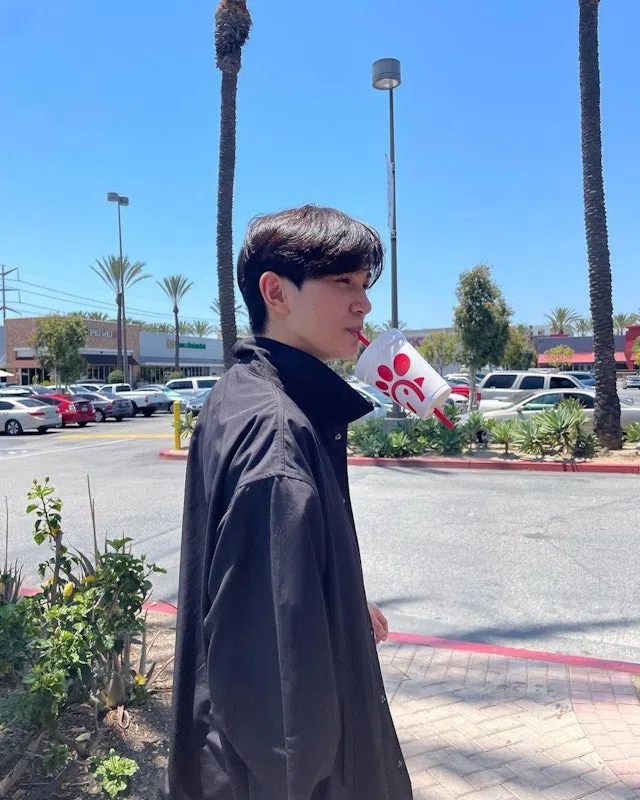 张慕童已经17岁，被袁咏仪爆料说想拍拖了。（取自Instagram）