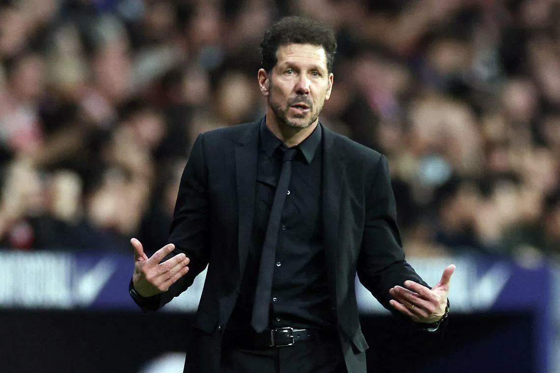 体马在主场对德国球队保持多年不败战绩，主帅西梅奥内（图）说球队得在首回合有好的表现。（路透社）