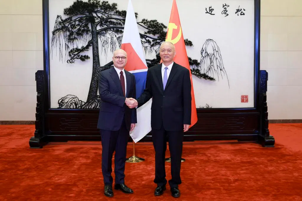蔡奇：中国愿同塞尔维亚在彼此核心利益上坚定相互支持