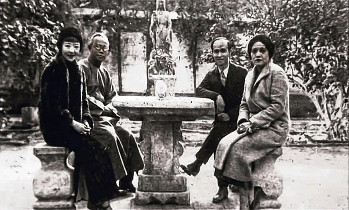 左为伍连德夫妇，右为林宗扬夫妇。（程光胜提供）