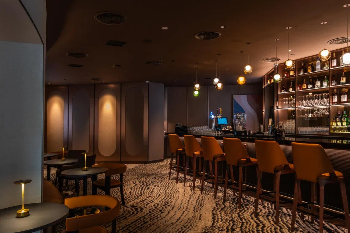 TUX Bar & Lounge环境惬意悠闲，适合来个懒洋洋下午茶，或是放工后小酌两杯。（酒店提供）