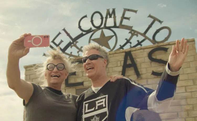 威尔（右）和哈珀的友情触动人心。（取自Netflix）