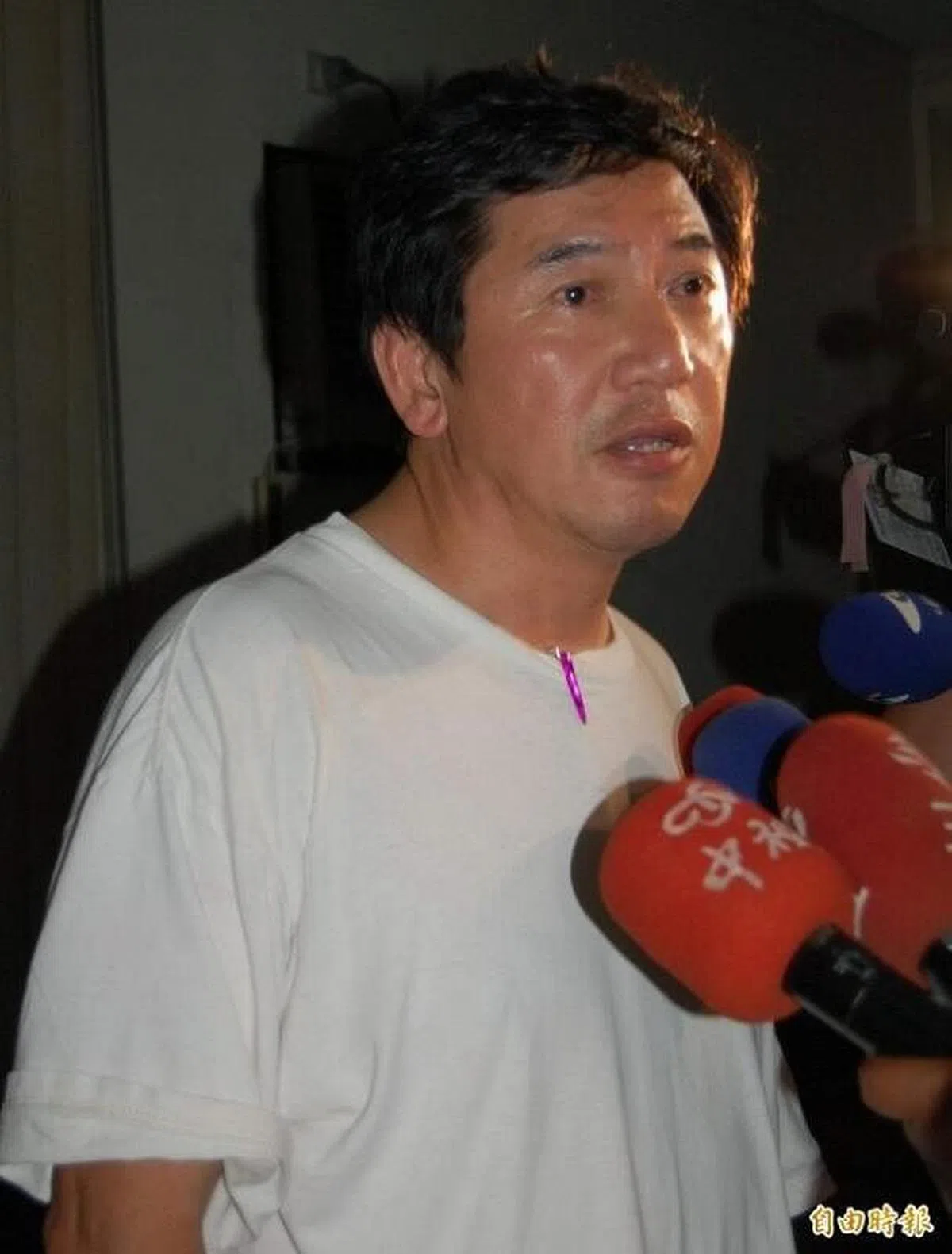 退休医生李世杰在2005年买下洪若潭一家人生前所住的豪宅，而且屋内家具原封不动。（图片取自互联网）