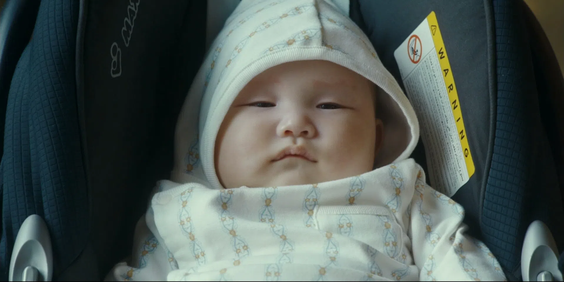 崔怡在重生为婴儿的一世，没活多久就被无良心的父母虐待致死。（取自TVing脸书）