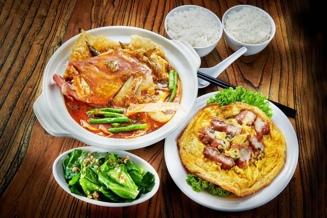 丰香肉骨茶的国庆套餐主打新加坡人喜爱的咖喱鱼头。（受访者提供）