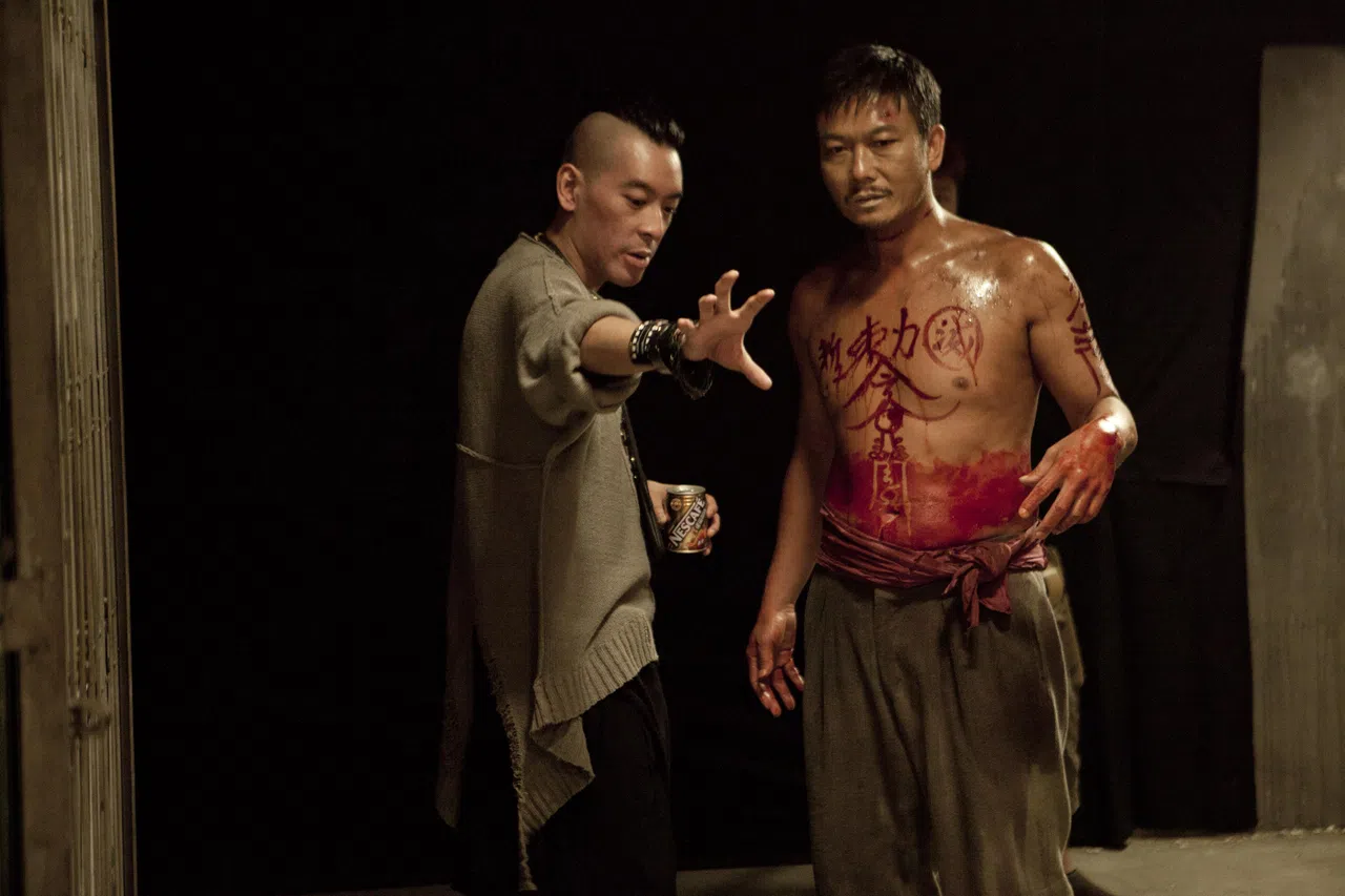 麦浚龙（左）以初导的2013年灵幻电影《僵尸》一鸣惊人。（电影公司提供）