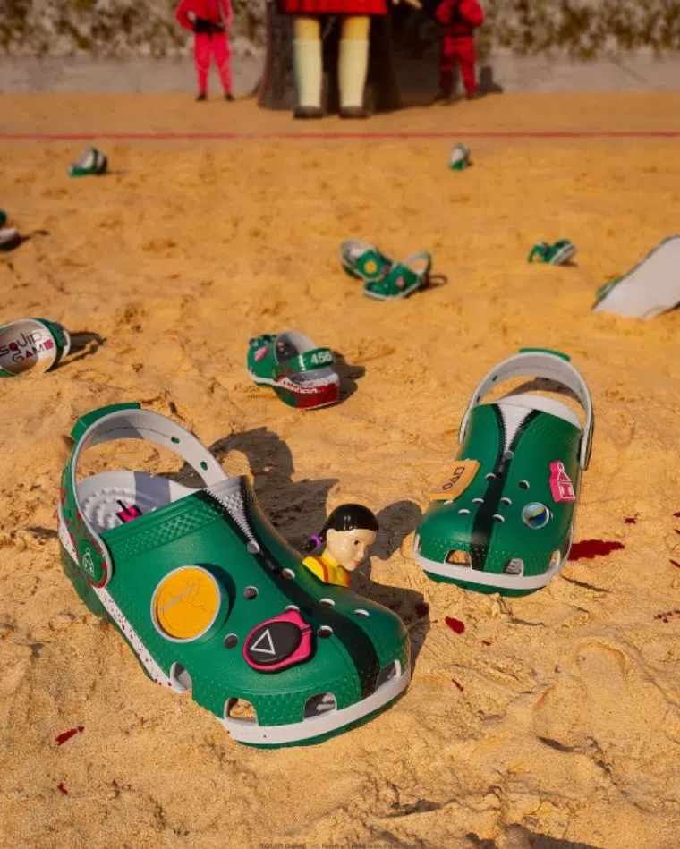 Crocs在洞洞鞋上做文章。（互联网）