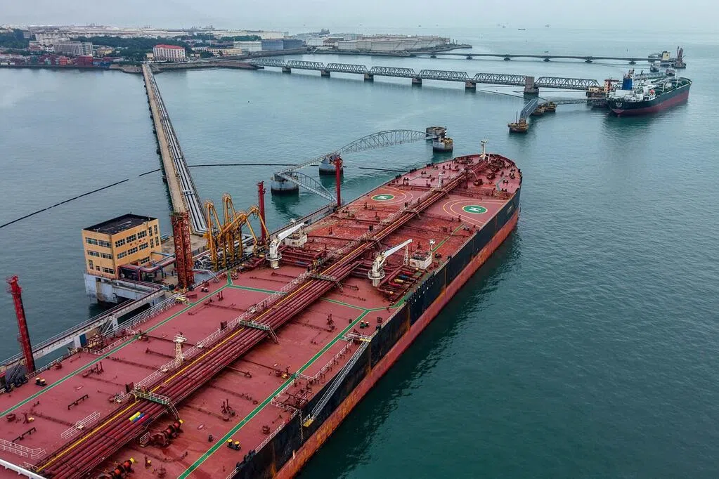 中国7月原油进口预计由逾10年最低水平回升
