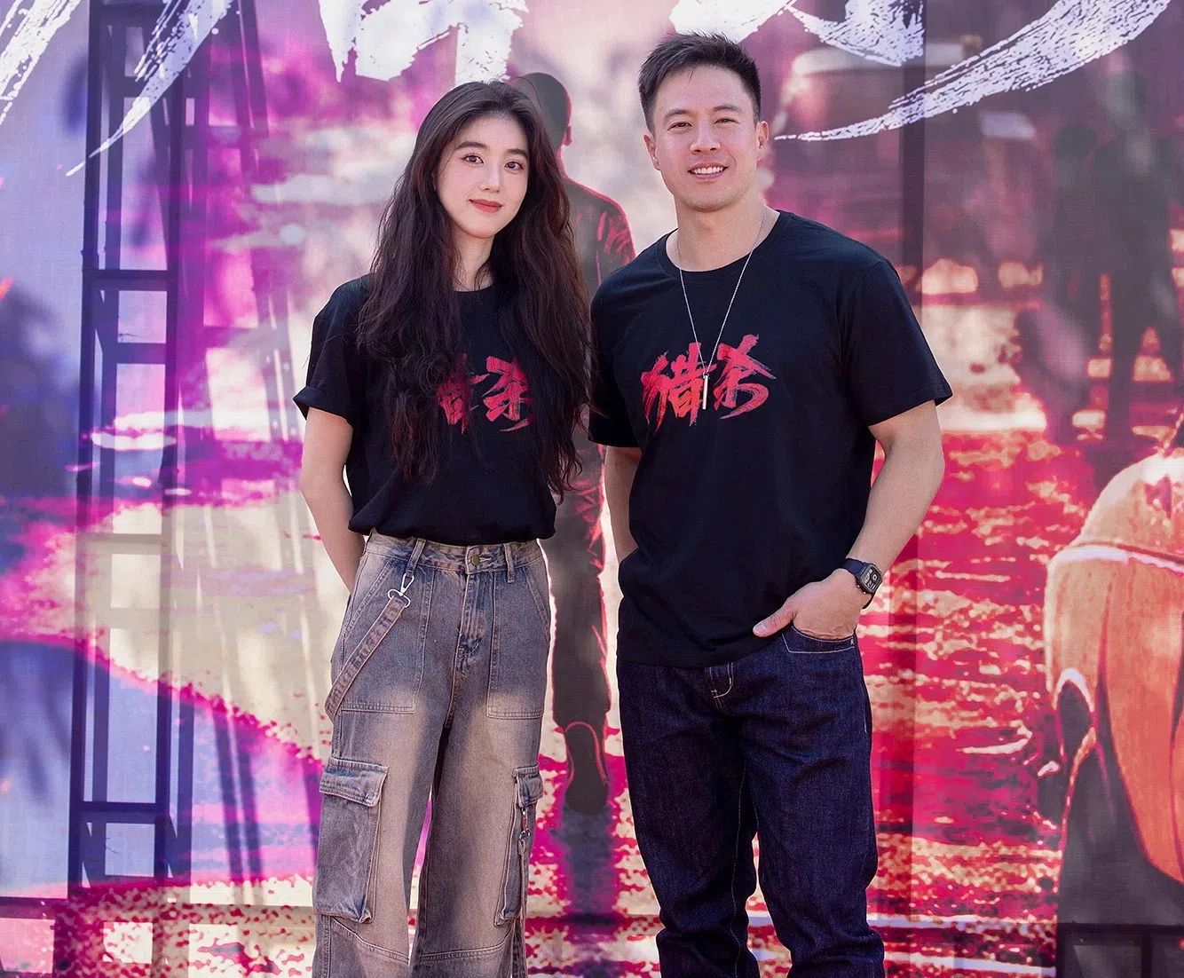 李凯馨（左）赞安志杰专业又开朗，状态保持得很好。（互联网）