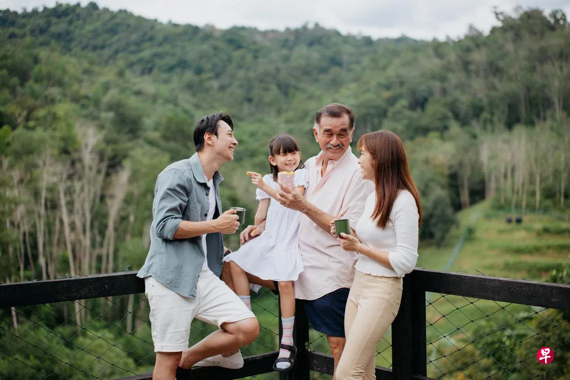 享环球机场贵宾室、酒店和美食礼遇与里程奖励：尽在美国运通白金卡(The Platinum Card by American Express) |  联合早报