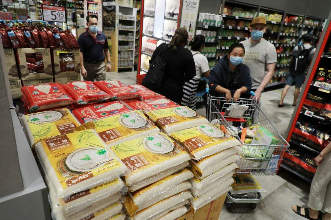 平价集团表示会持续留意情况发展，并跟米商密切合作，通过囤货、预购和多元来源等办法，确保本地大米供应链不中断。（档案照片）