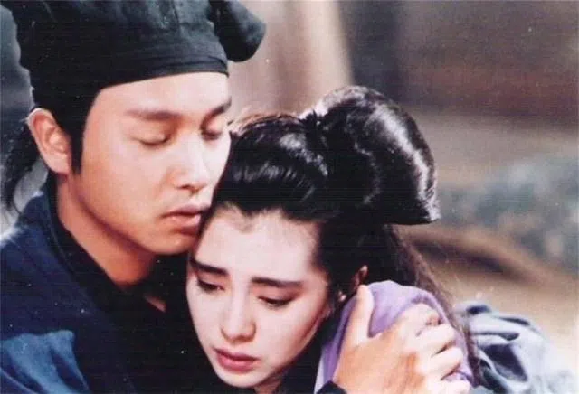 王祖贤与张国荣主演的《倩女幽魂》，是香港影坛的经典作品。（取自互联网）