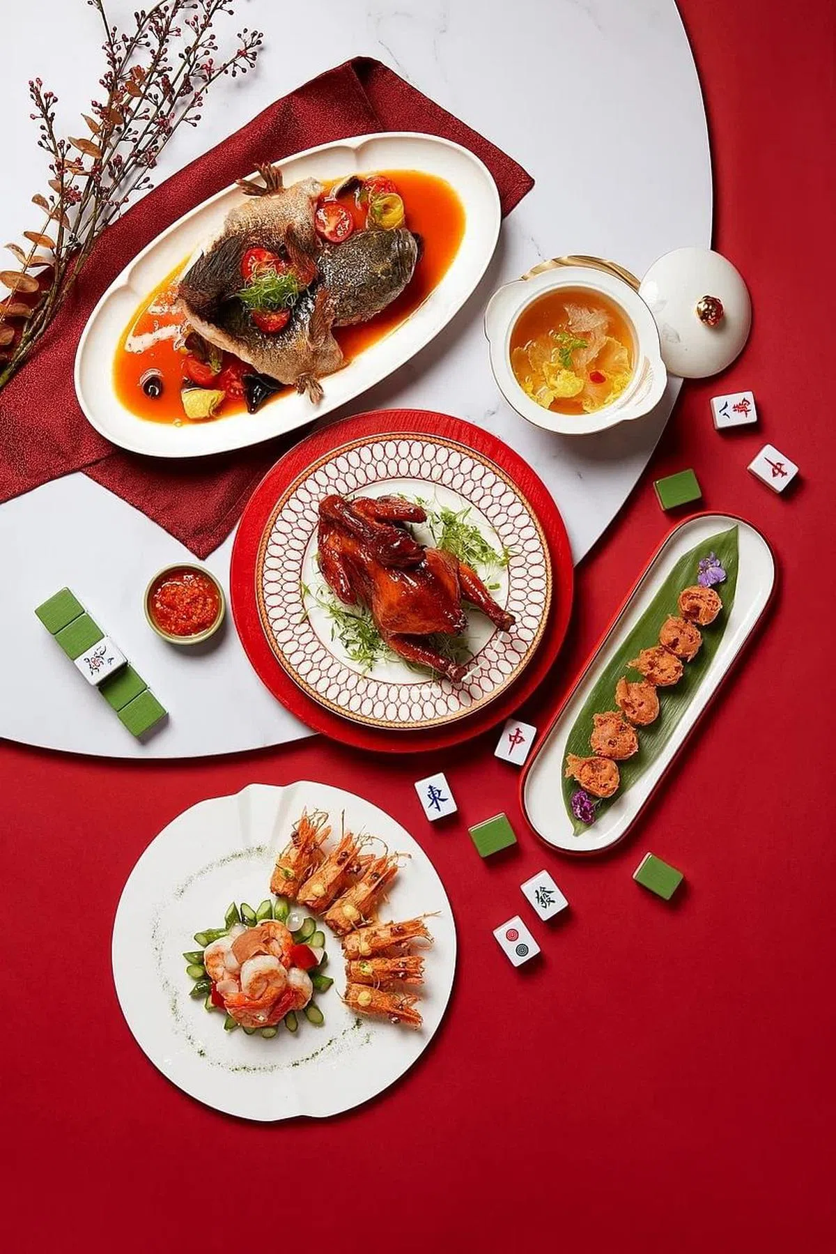 翡翠皇宫酒家的年菜多样化。（餐馆提供照片）