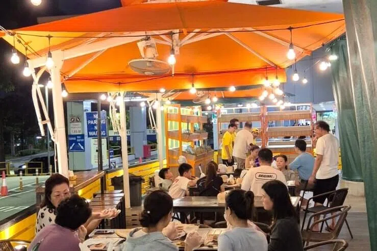 Harvest Union Market提供舒适户外用餐区，可享用榴梿及带宠物共餐。（餐馆提供）