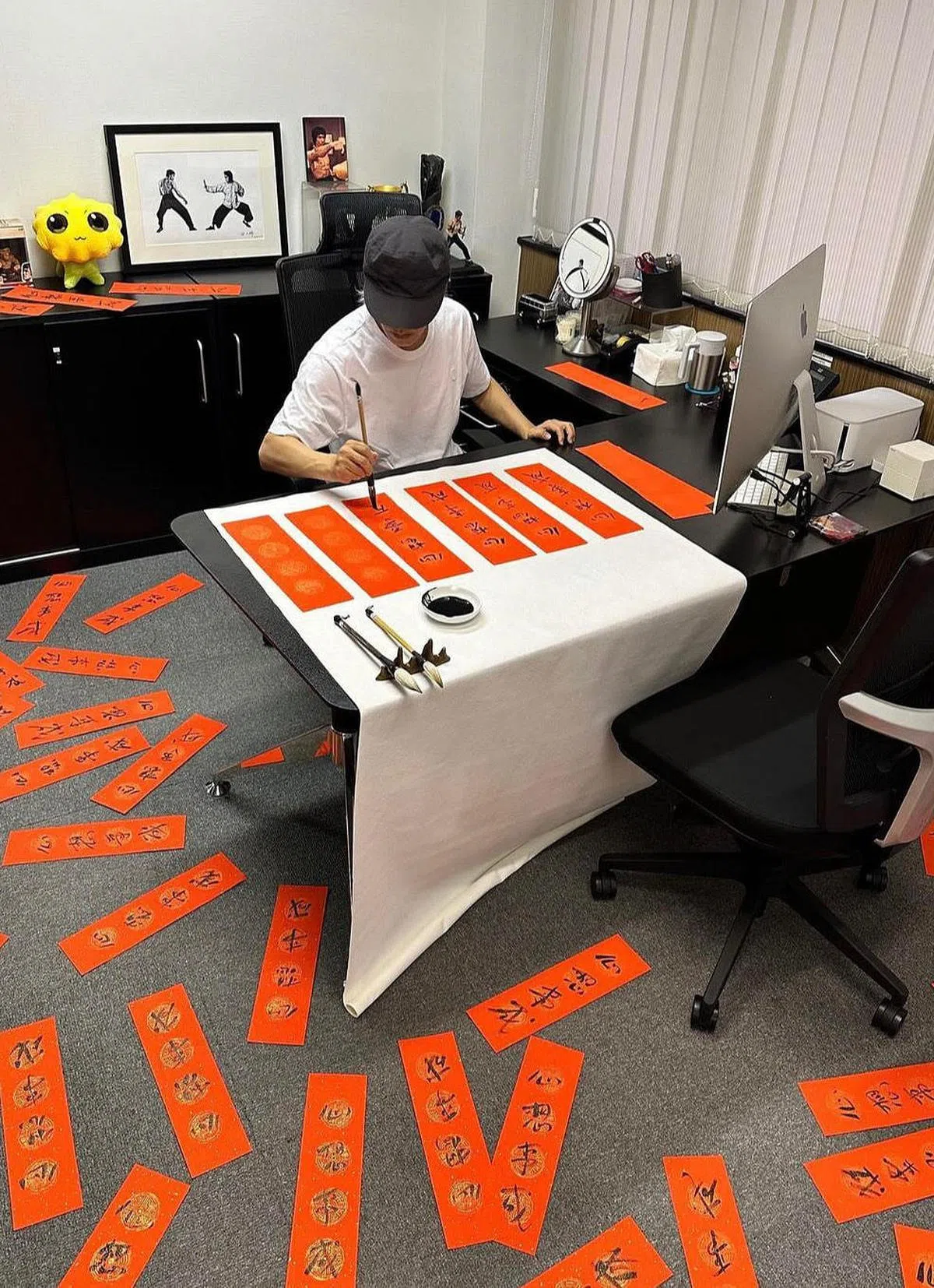 周星驰（星爷）大年初二起通过IG送春帖，“心想事成符”只赠“有缘人”。（取自IG）