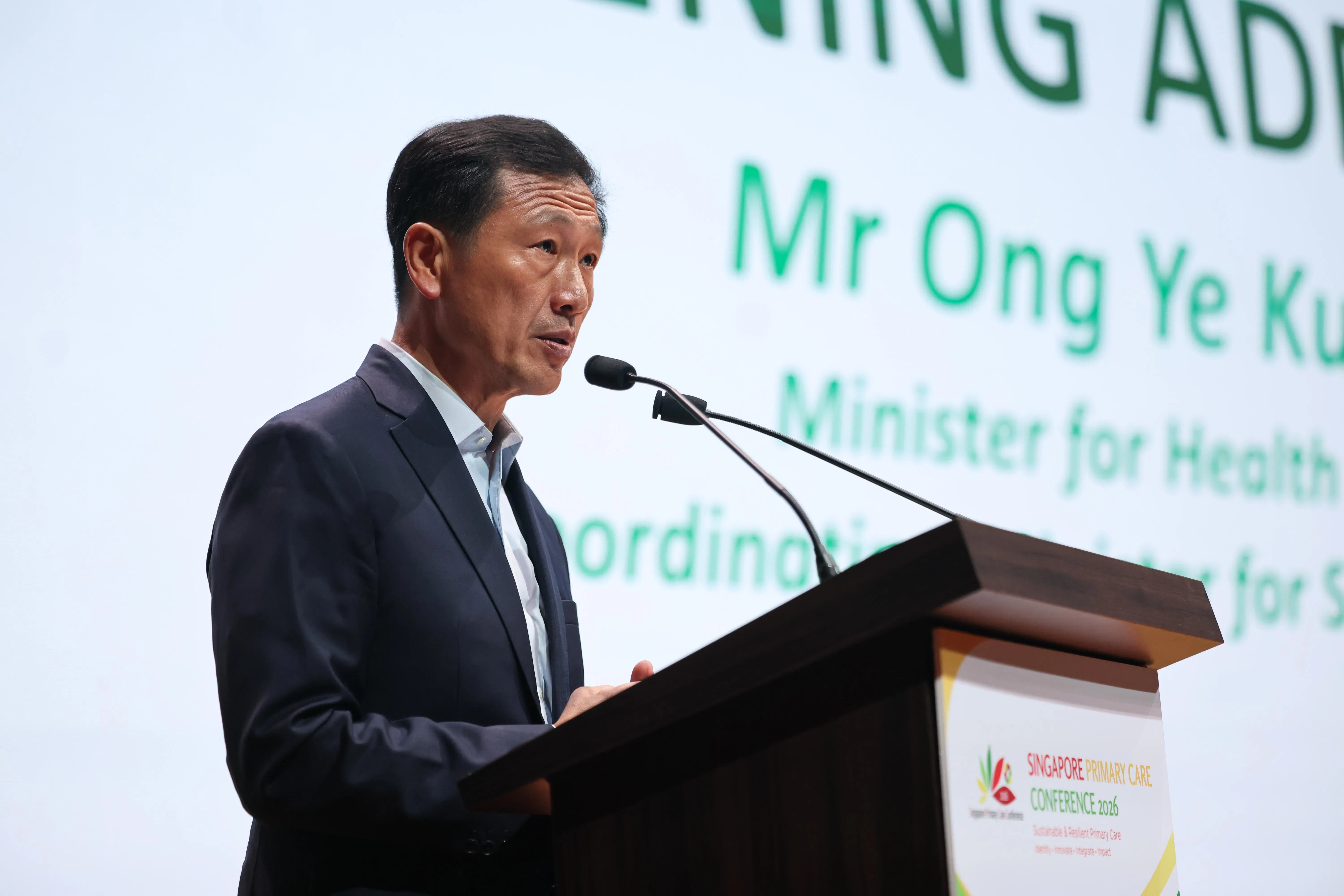社会统筹部长兼保健卫生部长王乙康说，社会对慢性疾病管理和预防医疗的需求持续增加。（陈渊庄摄）