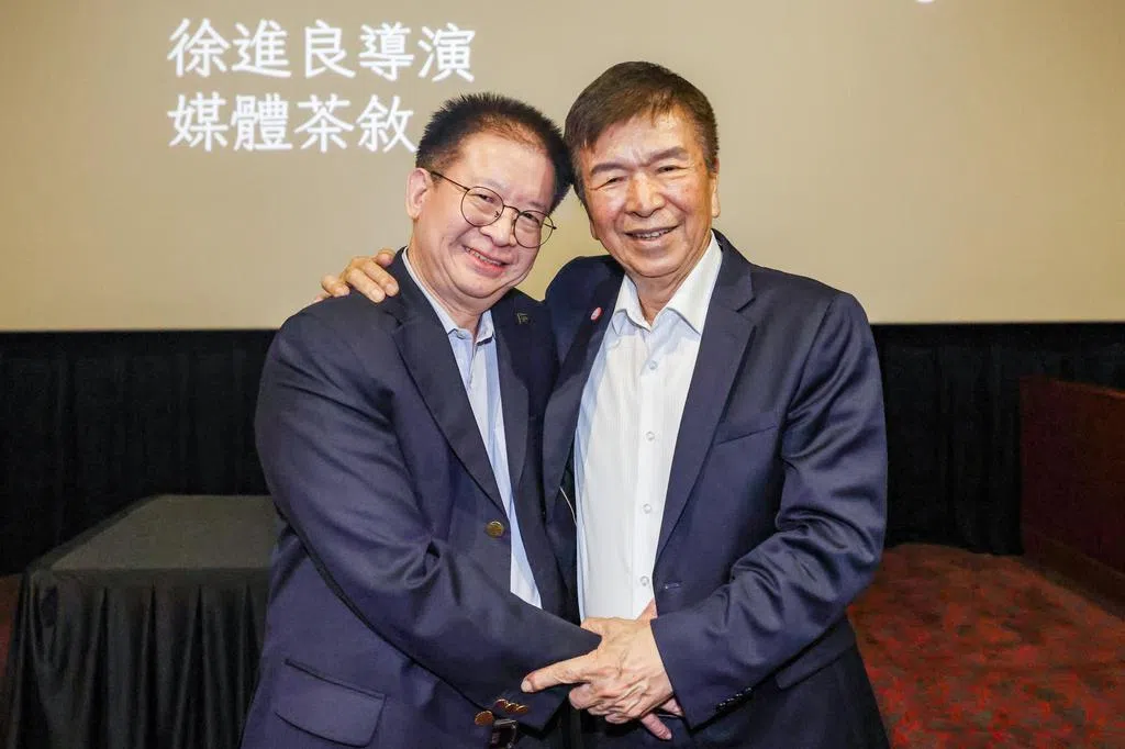 陈继贤看45次《拒绝联考的小子》 46年后促成新台AI合作